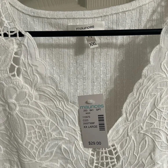 Maurices Flowy Textured White Tank - Picture 3 of 4